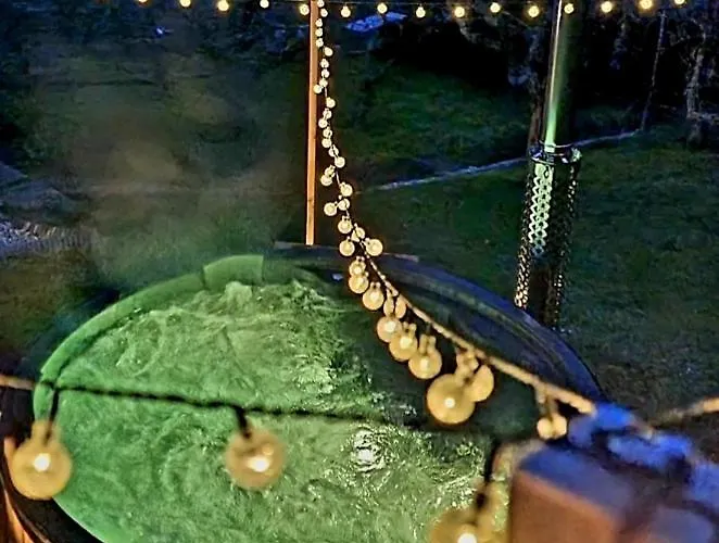 Kuca Za Odmor Malia Sa Spa Hot Tub Jacuzzijem - Nice And Cozy - Free Tickets To All City Attractions