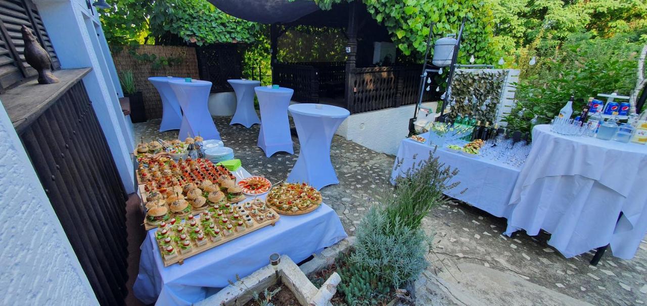 Apartment Kuca Za Odmor Malia: Retreat With Attraction Perks *