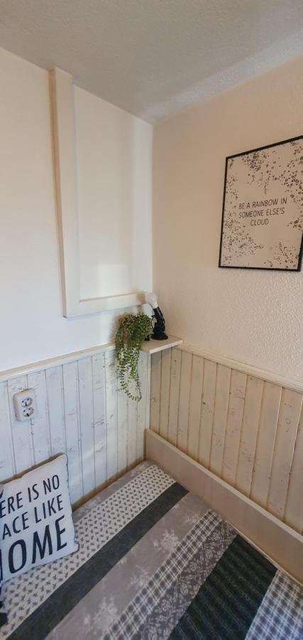 Apartment Kuca Za Odmor Malia: Retreat With Attraction Perks Thurdevac